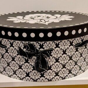 Elegant Decorative Hat Box